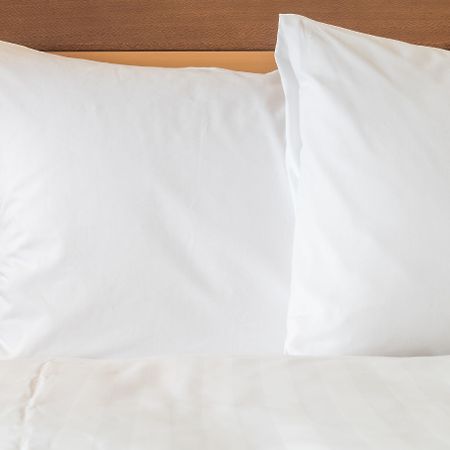 Holiday Inn Express & Suites Detroit - Farmington Hills By Ihg Northville Exteriör bild