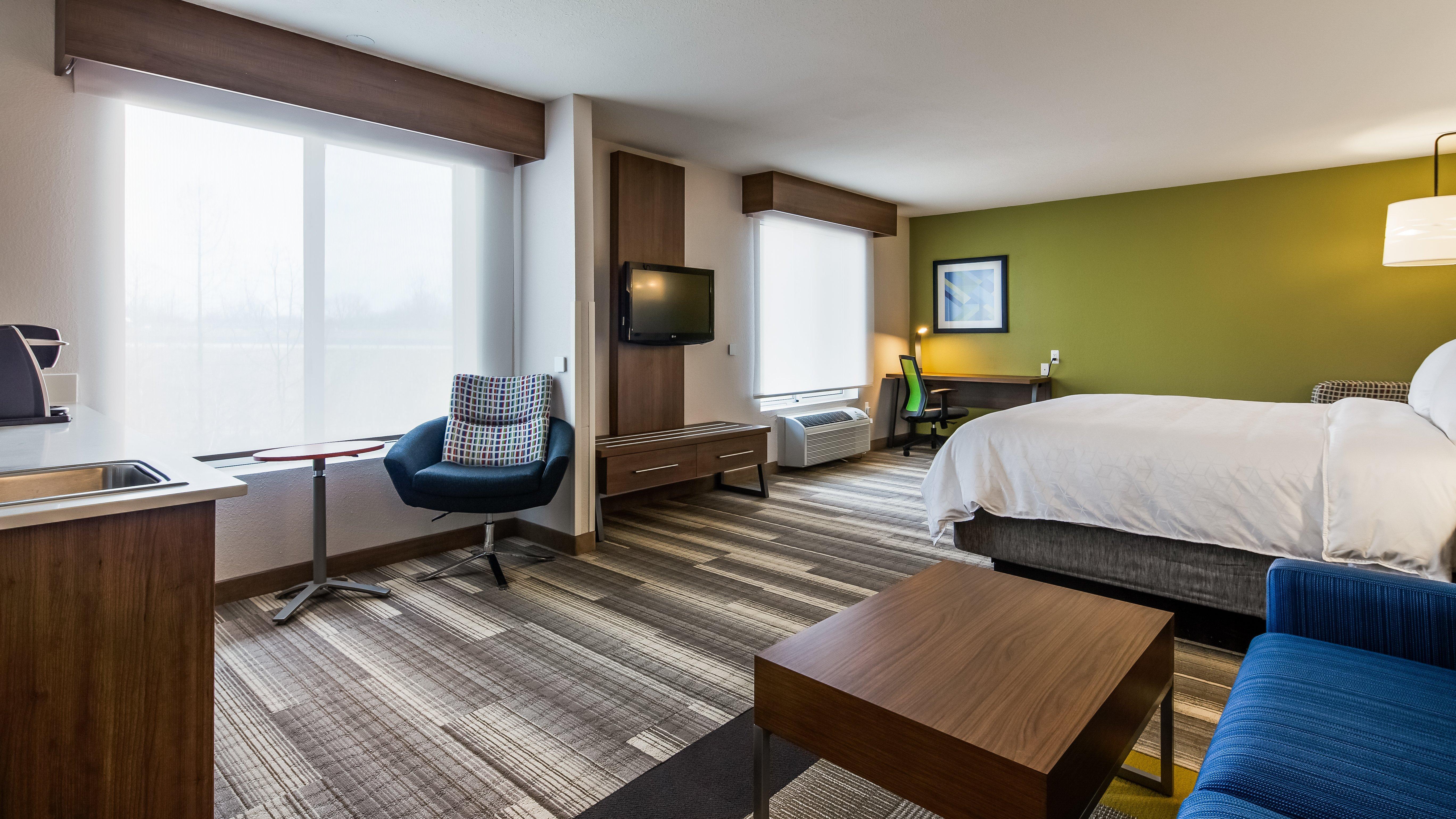 Holiday Inn Express & Suites Detroit - Farmington Hills By Ihg Northville Exteriör bild