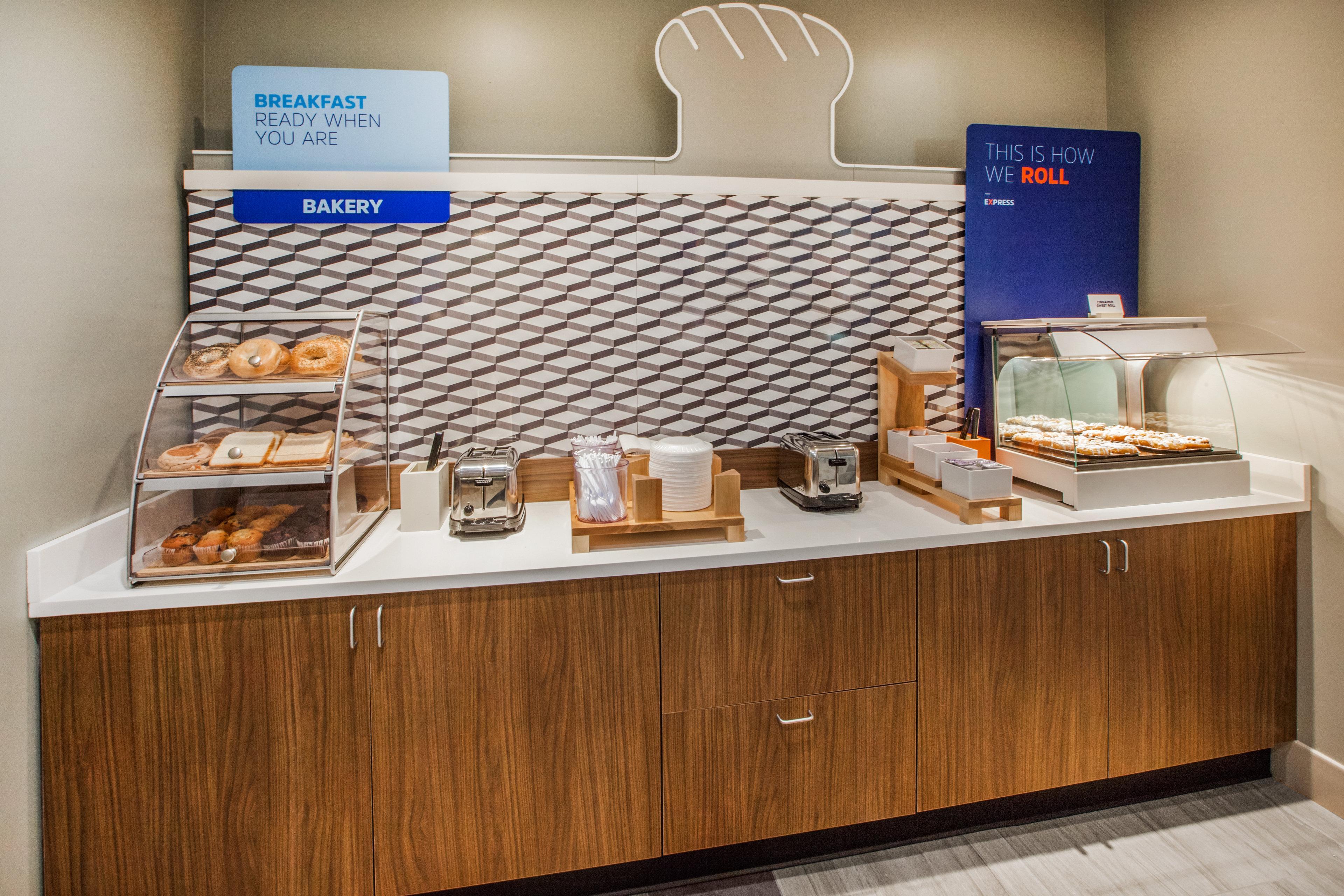 Holiday Inn Express & Suites Detroit - Farmington Hills By Ihg Northville Exteriör bild