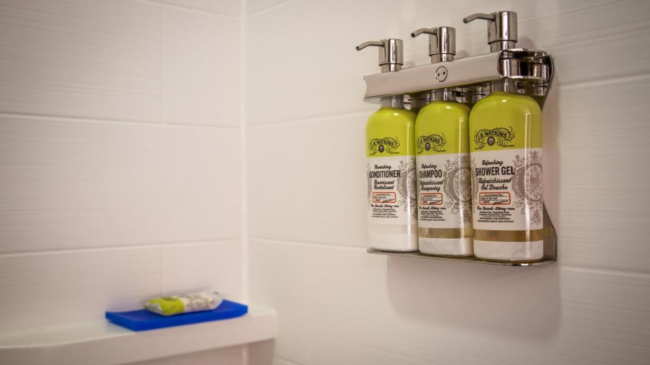 Holiday Inn Express & Suites Detroit - Farmington Hills By Ihg Northville Exteriör bild