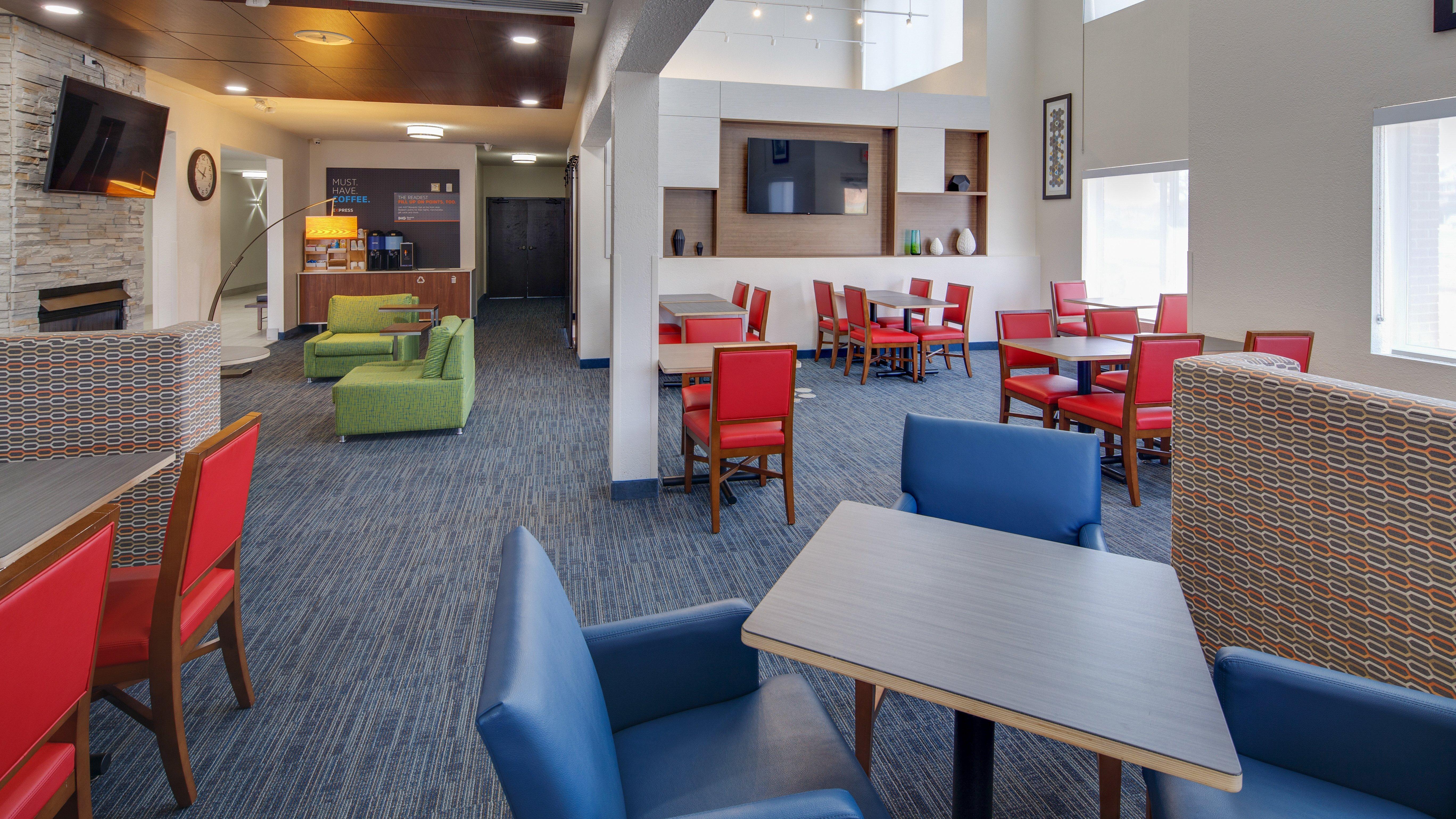 Holiday Inn Express & Suites Detroit - Farmington Hills By Ihg Northville Exteriör bild
