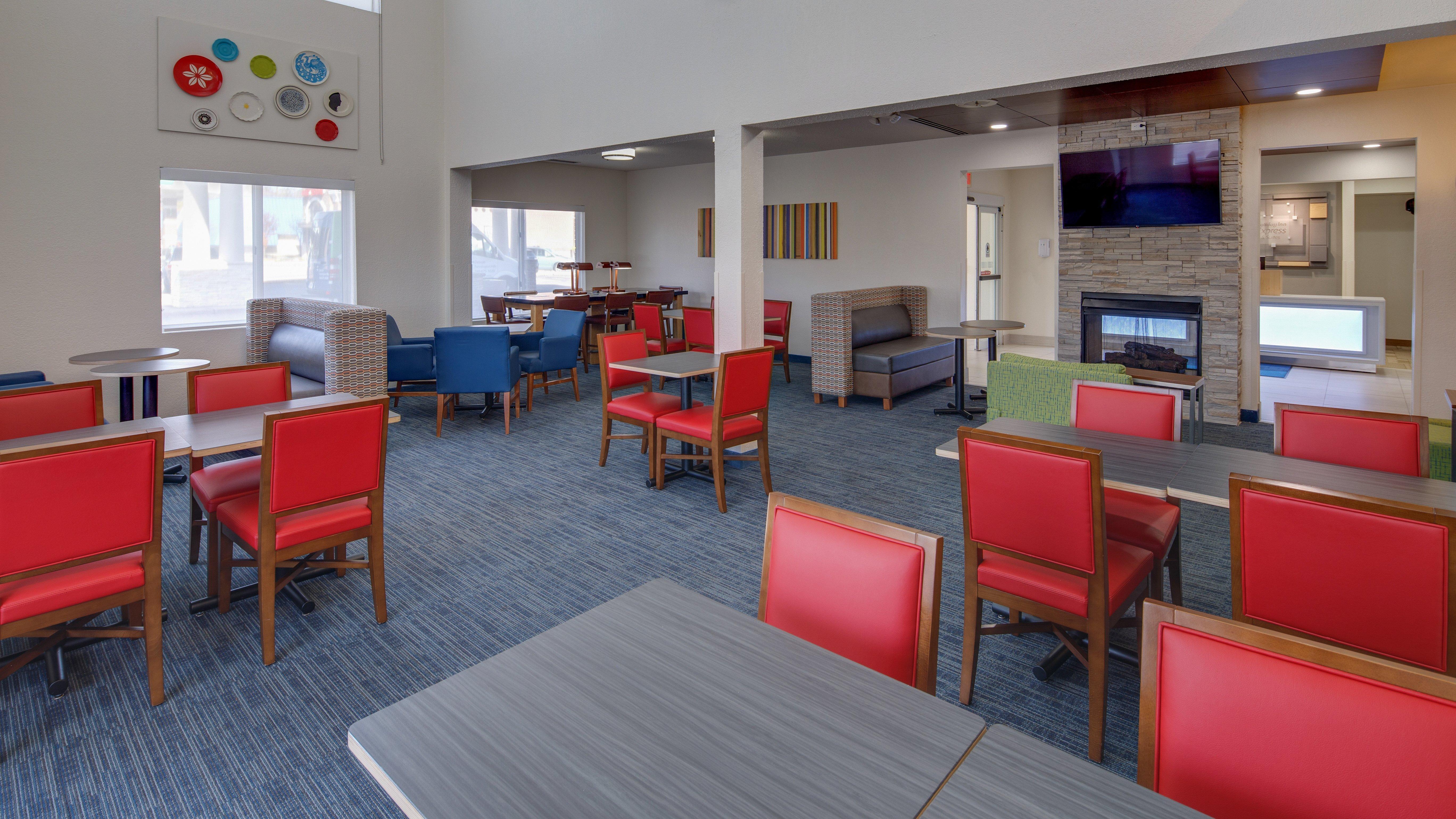 Holiday Inn Express & Suites Detroit - Farmington Hills By Ihg Northville Exteriör bild