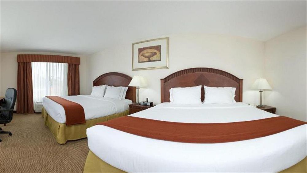 Holiday Inn Express & Suites Detroit - Farmington Hills By Ihg Northville Exteriör bild