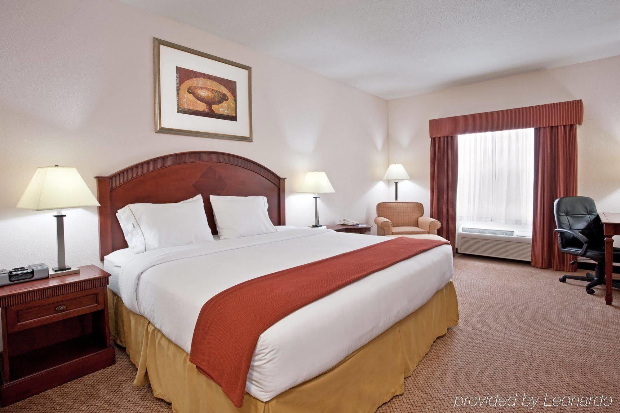 Holiday Inn Express & Suites Detroit - Farmington Hills By Ihg Northville Exteriör bild